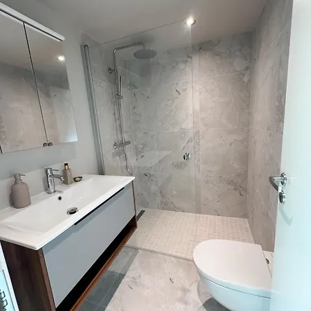 Apartamento With Sea View In *