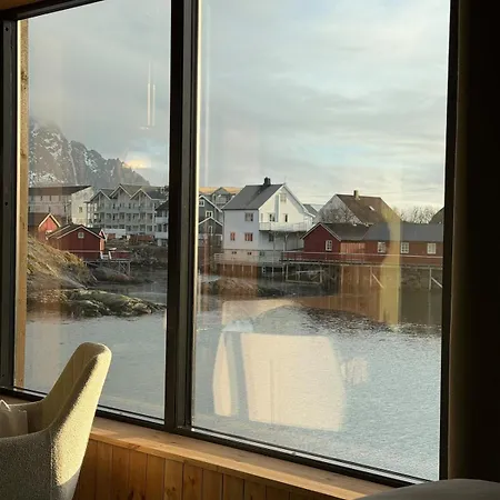 With Sea View In Henningsvær