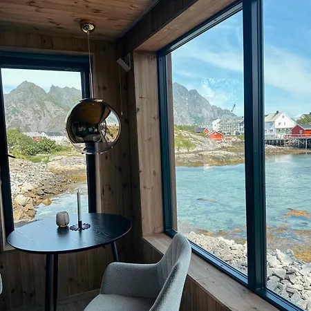 With Sea View In Appartement Henningsvær